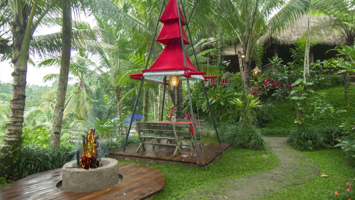 Tropical Canopy Cuisine at D’Alas Restaurant: Bali’s Immersive