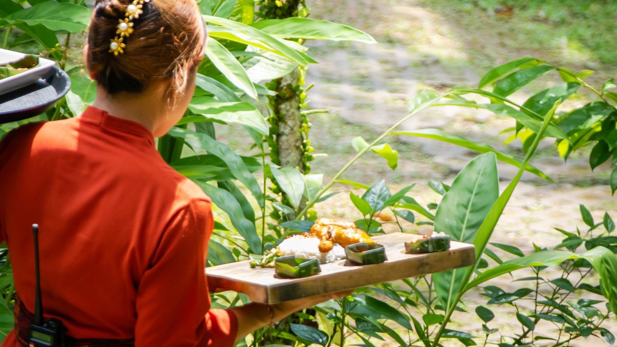 D’Alas Forest Haven: Authentic Nature Dining Sanctuary in Ubud Hidden gem Ubud restaurant with forest and rice field views Romantic Jungle Dinner at D’Alas Restaurant